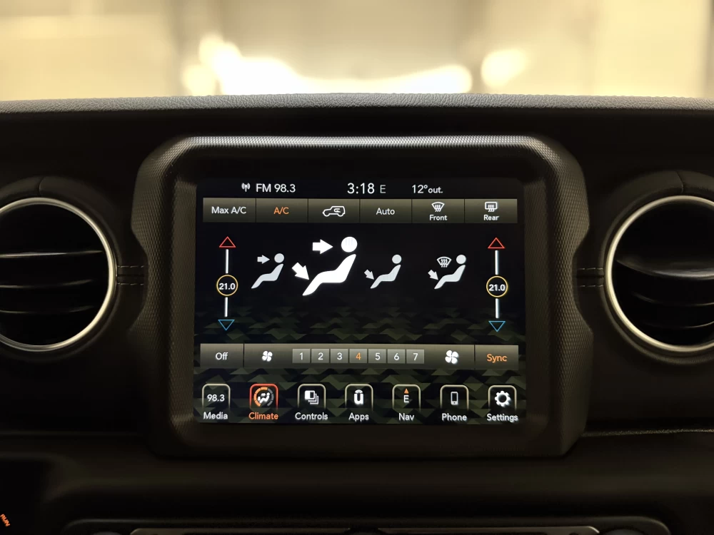 2021 Jeep Wrangler – nuotrauka 23