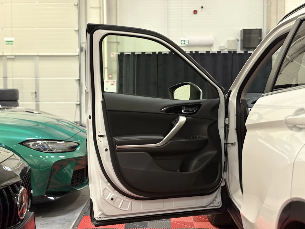 2018 Mitsubishi Eclipse Cross – nuotrauka 12