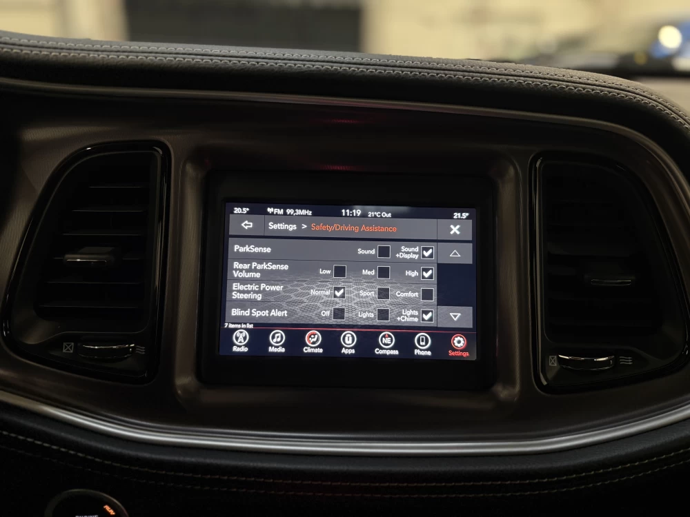 2020 Dodge Challenger – nuotrauka 26