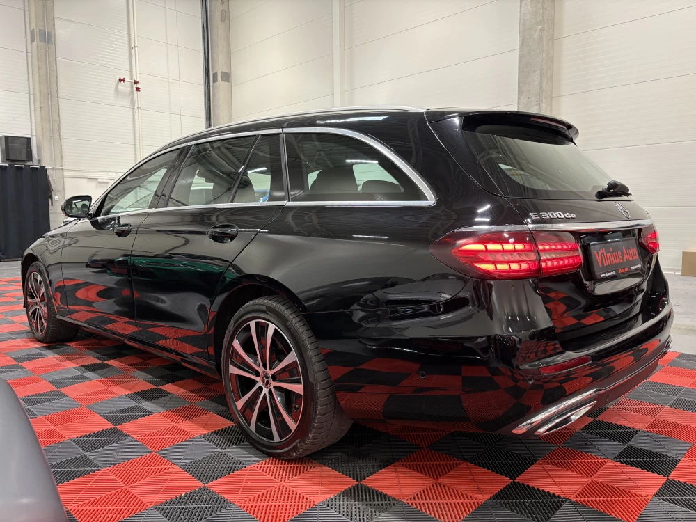 2022 Mercedes-Benz E300 – nuotrauka 6