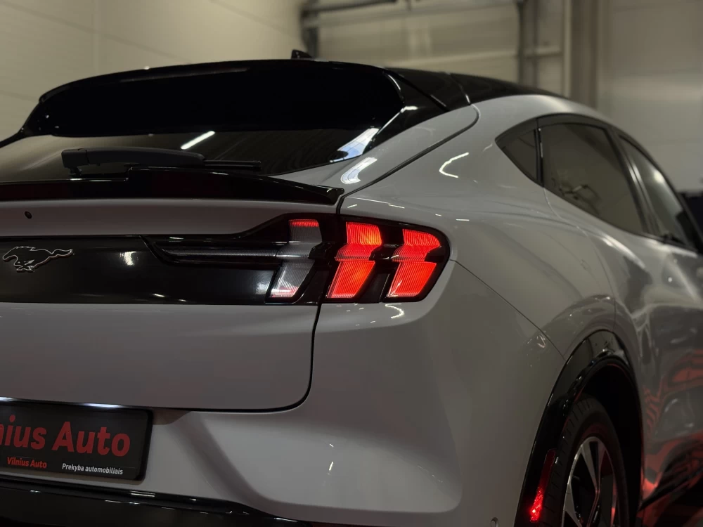 2023 Ford Mustang Mach-E – nuotrauka 8