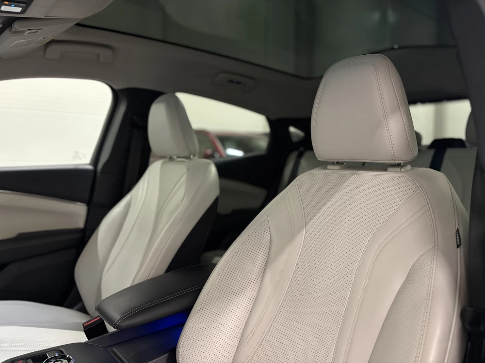 2023 Ford Mustang Mach-E – nuotrauka 17