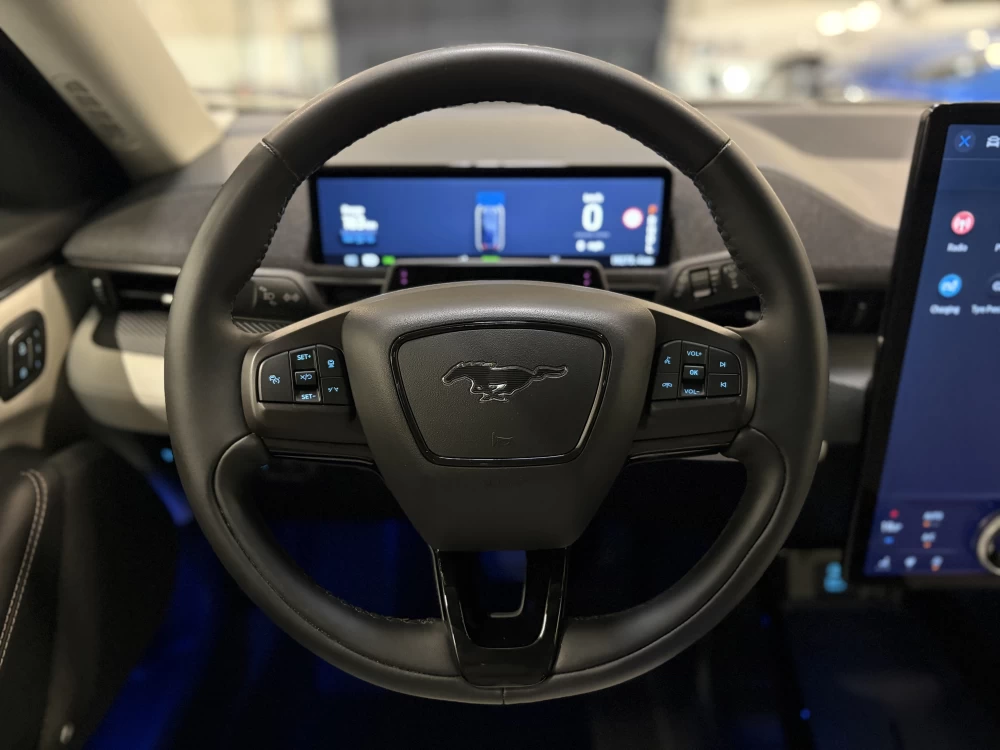2023 Ford Mustang Mach-E – nuotrauka 23