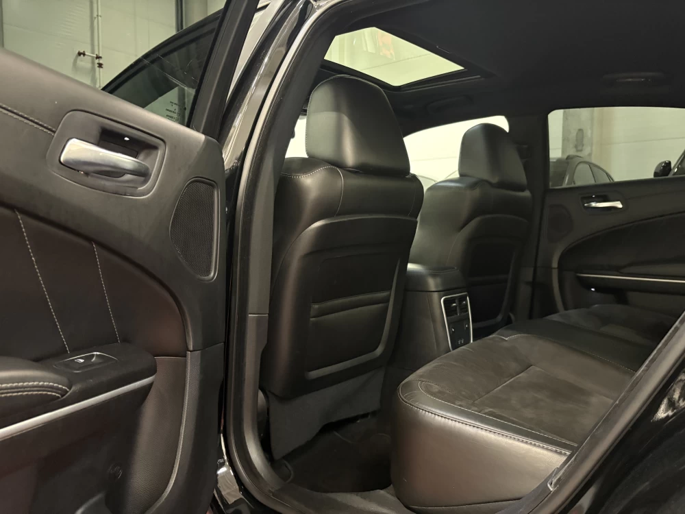 2021 Dodge Charger – nuotrauka 33