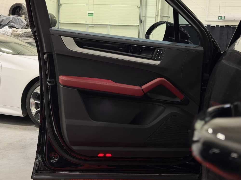 2024 Porsche Cayenne – nuotrauka 15