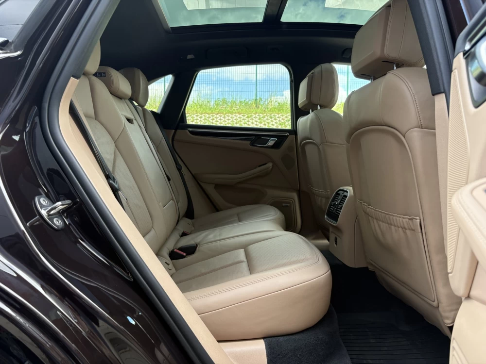 2021 Porsche Macan – nuotrauka 30