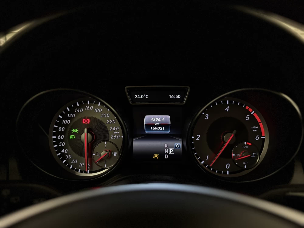 2017 Mercedes-Benz GLA220 – nuotrauka 20