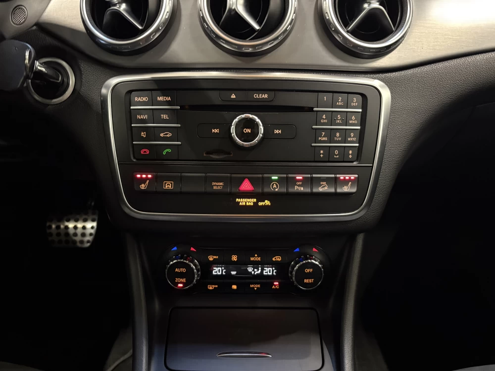 2017 Mercedes-Benz GLA220 – nuotrauka 24