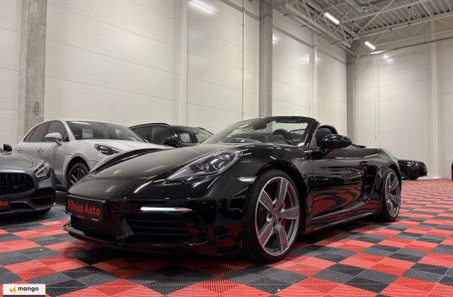 2017 Porsche Boxster