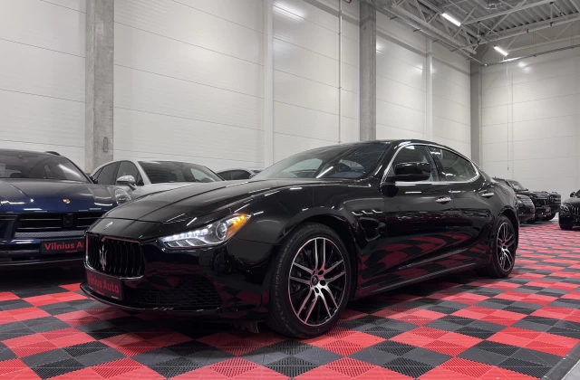 2015 Maserati Ghibli