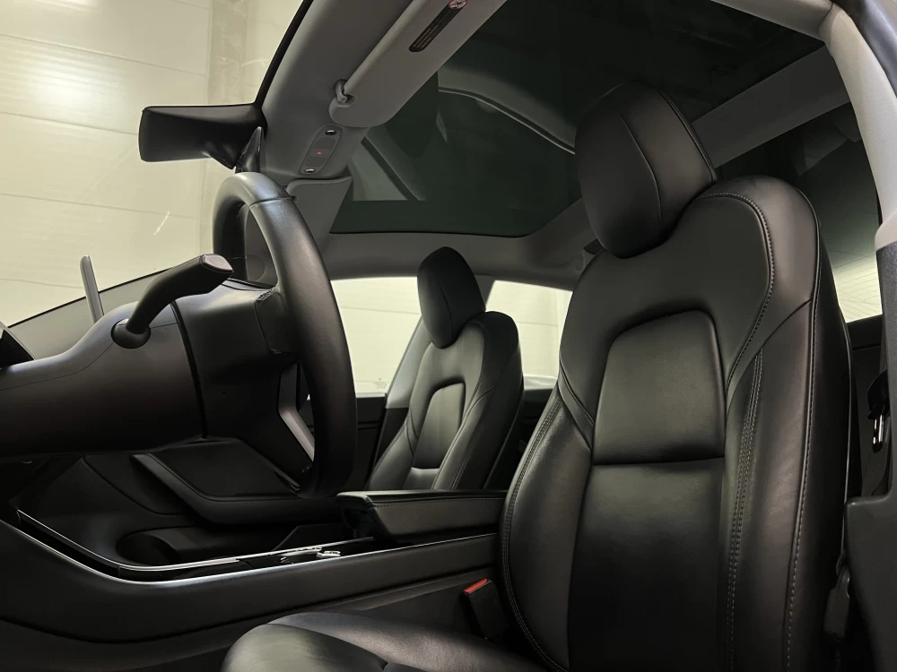 2020 Tesla Model 3 – nuotrauka 13
