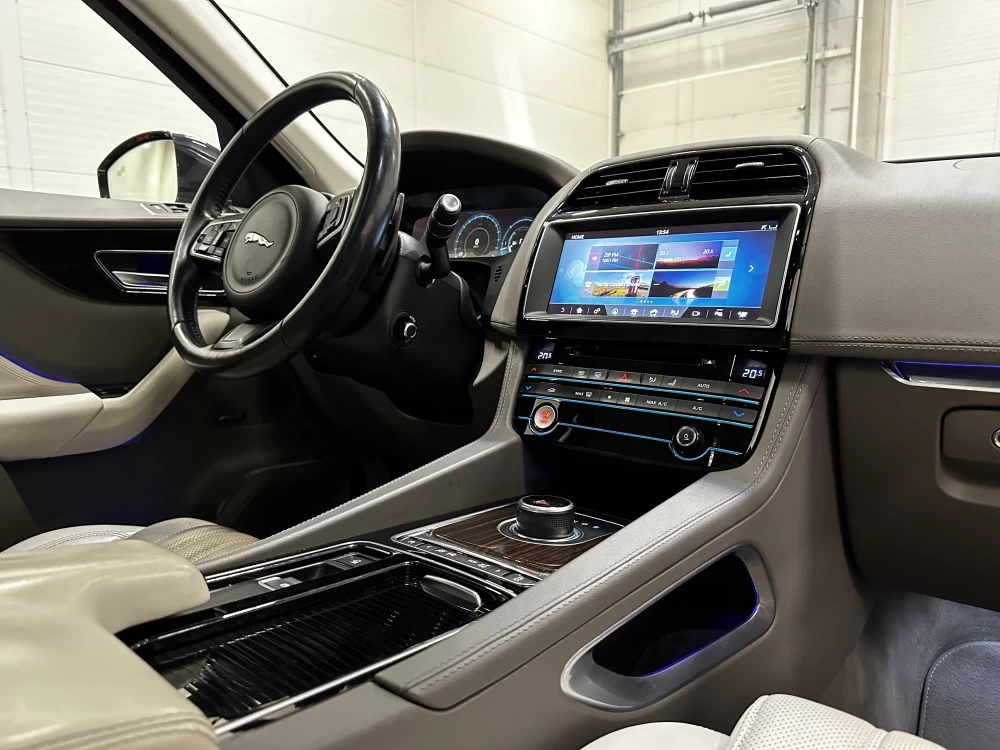2016 Jaguar F-Pace – nuotrauka 17