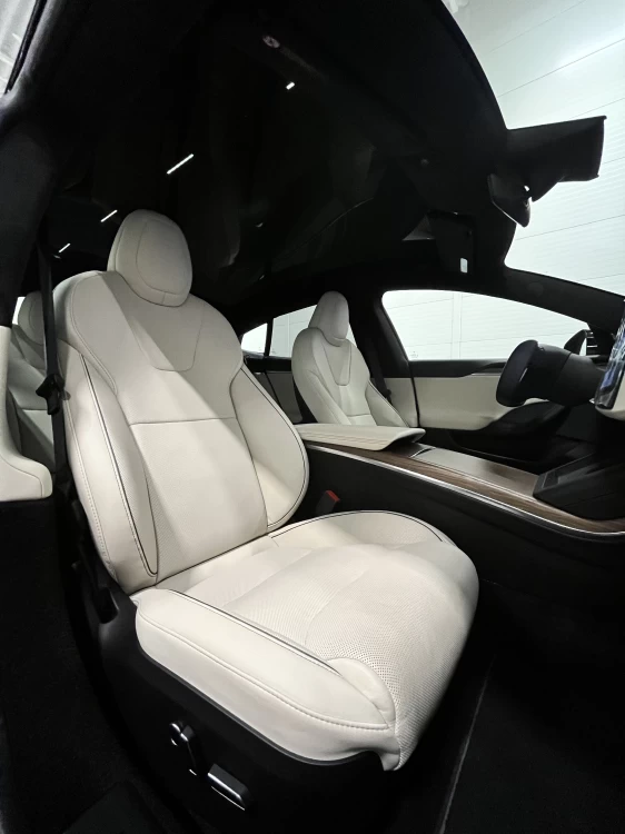 2021 Tesla Model S – nuotrauka 18