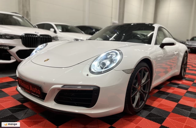 2018 Porsche 911
