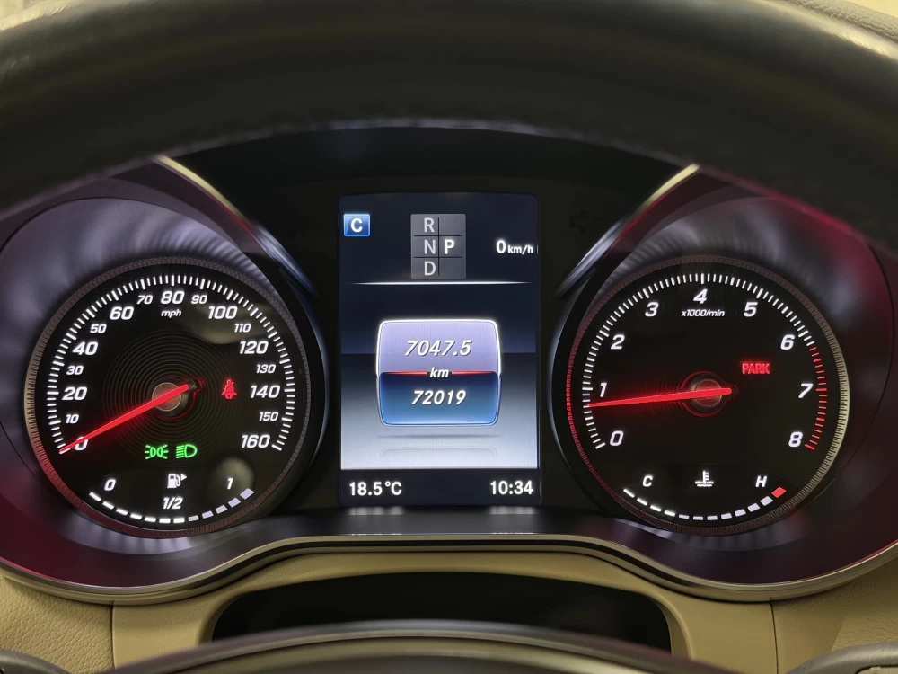 2019 Mercedes-Benz GLC300 – nuotrauka 17