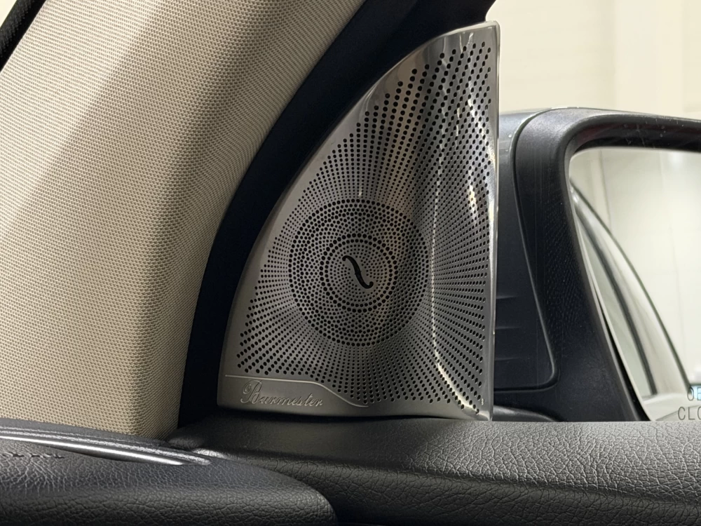 2019 Mercedes-Benz GLC300 – nuotrauka 27