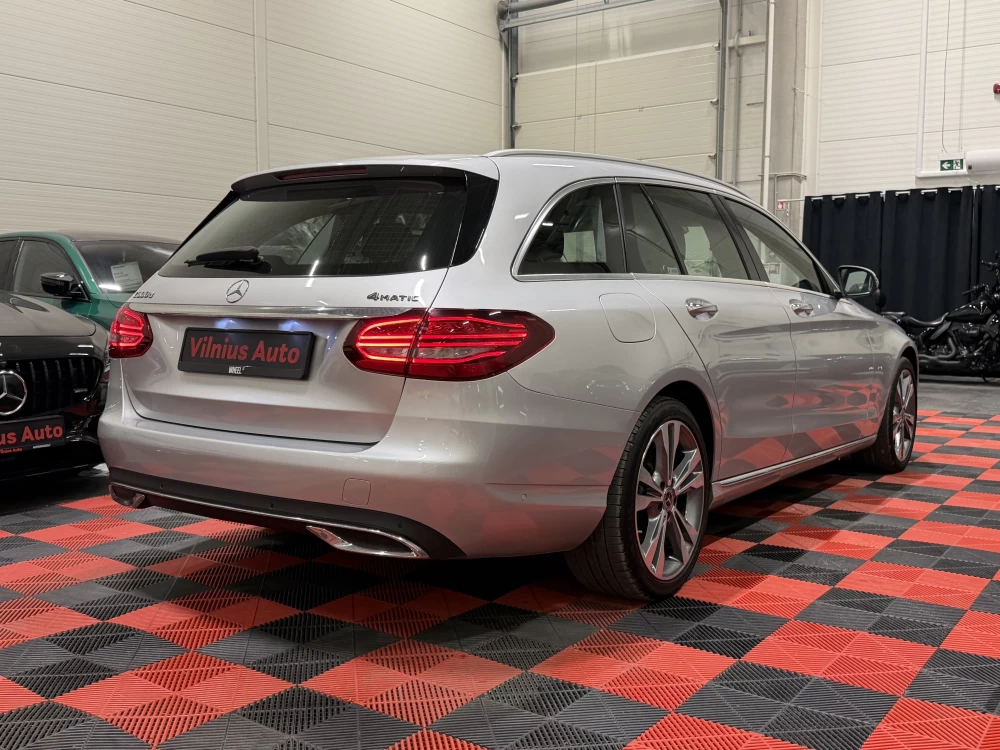 2019 Mercedes-Benz C300 – nuotrauka 4