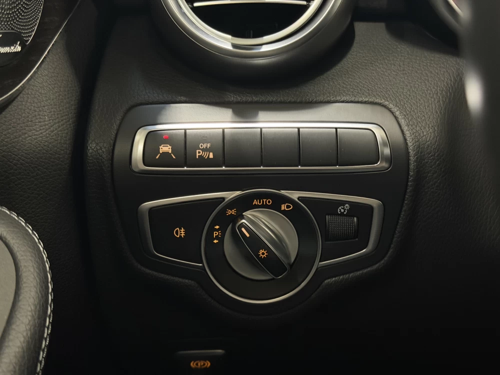 2019 Mercedes-Benz C300 – nuotrauka 18