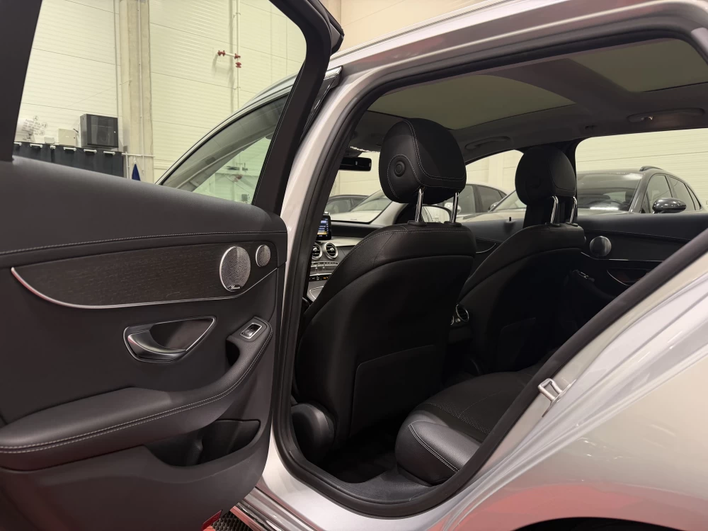 2019 Mercedes-Benz C300 – nuotrauka 27