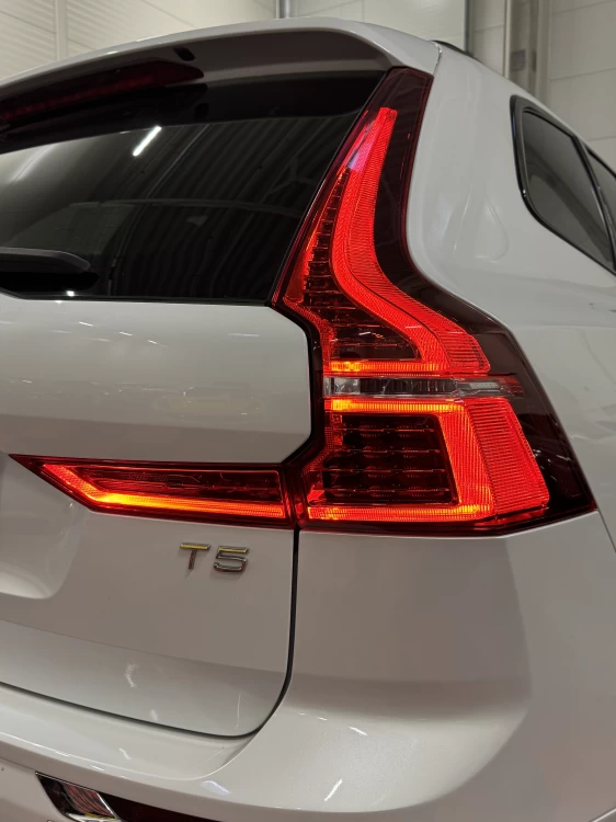2020 Volvo XC60 – nuotrauka 8