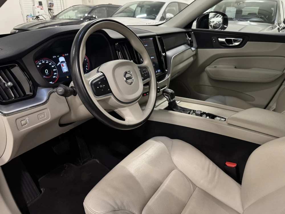 2020 Volvo XC60 – nuotrauka 14