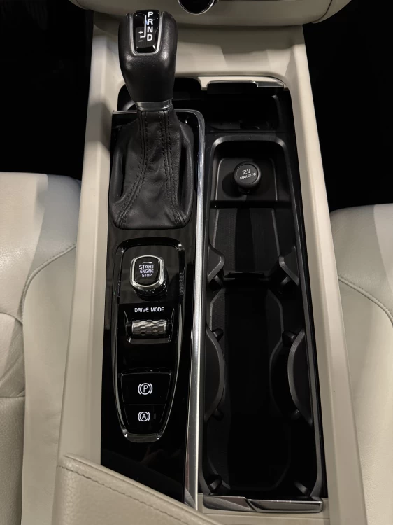 2020 Volvo XC60 – nuotrauka 22