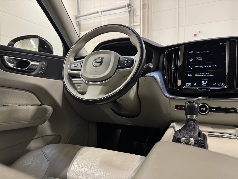 2020 Volvo XC60 – nuotrauka 23