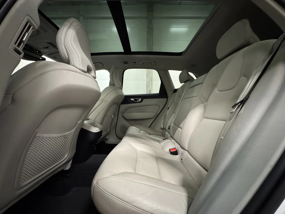 2020 Volvo XC60 – nuotrauka 29