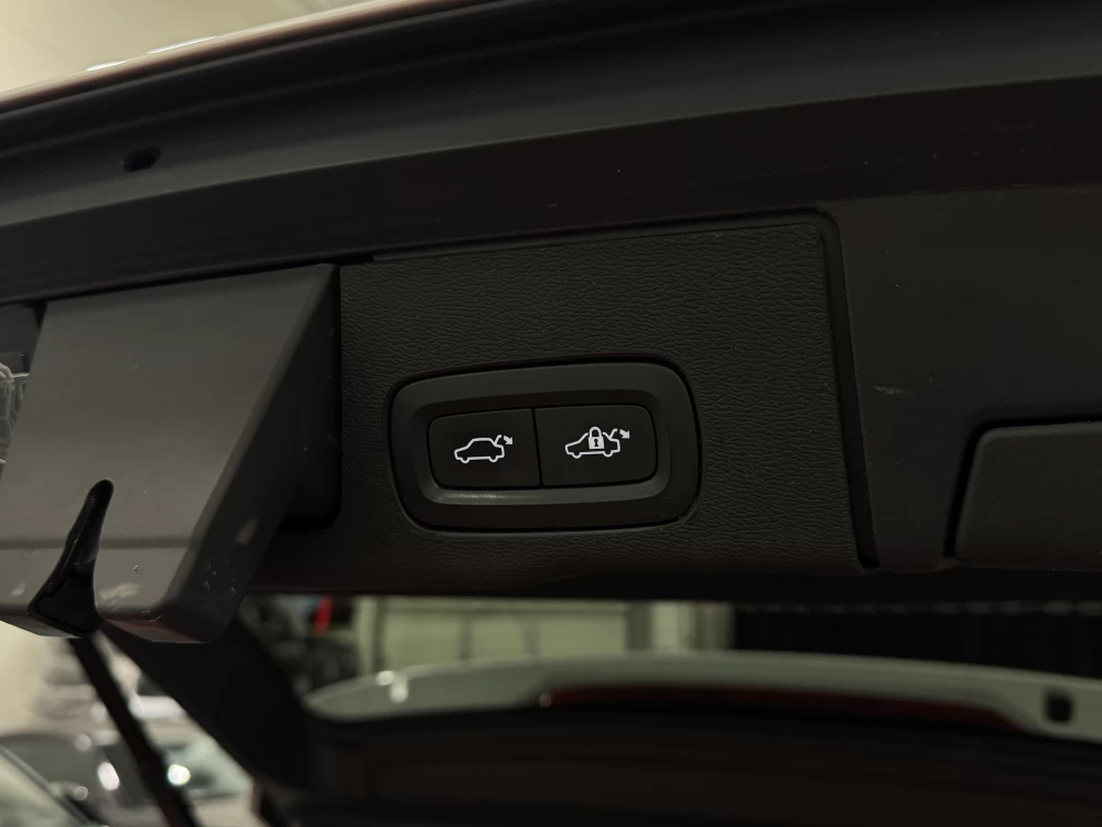 2020 Volvo XC60 – nuotrauka 33