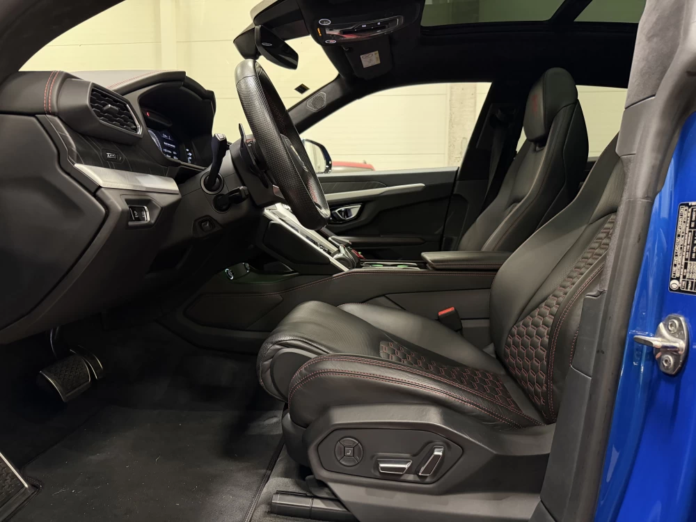 2019 Lamborghini Urus – nuotrauka 18