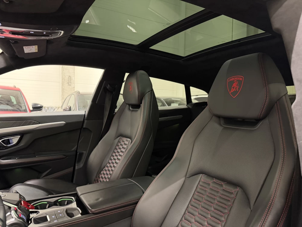 2019 Lamborghini Urus – nuotrauka 19