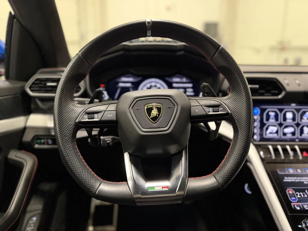 2019 Lamborghini Urus – nuotrauka 22