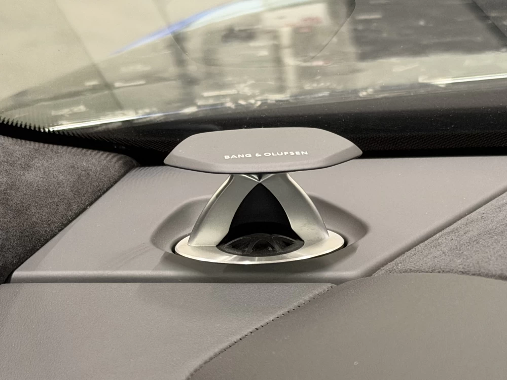 2019 Lamborghini Urus – nuotrauka 24