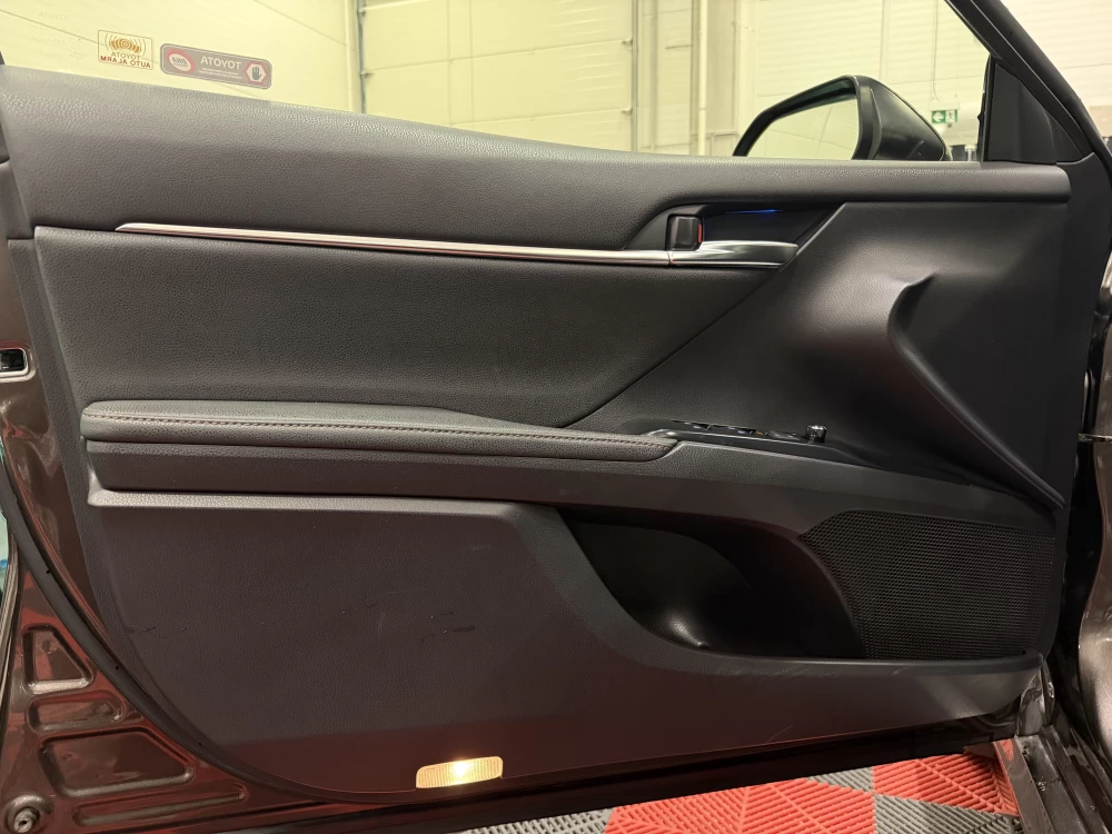 2019 Toyota Camry – nuotrauka 11