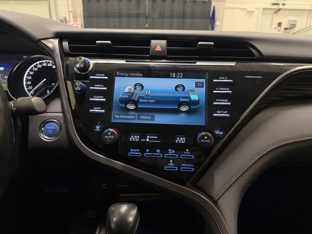 2019 Toyota Camry – nuotrauka 23