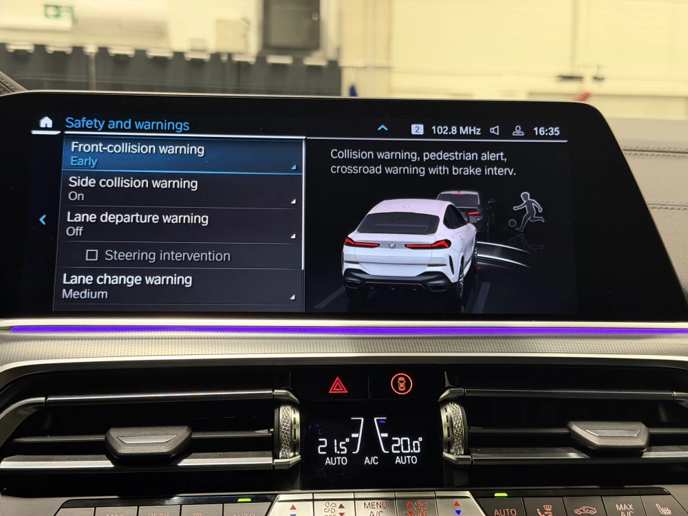 2020 BMW X6 – nuotrauka 24