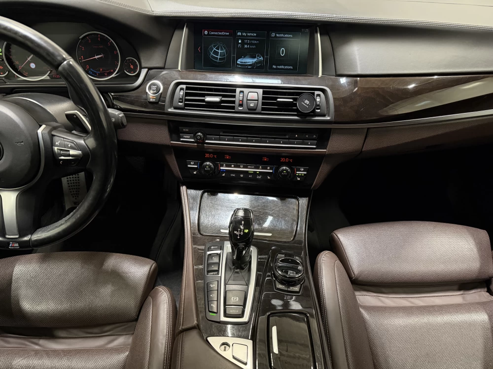 2016 BMW 550 – nuotrauka 21