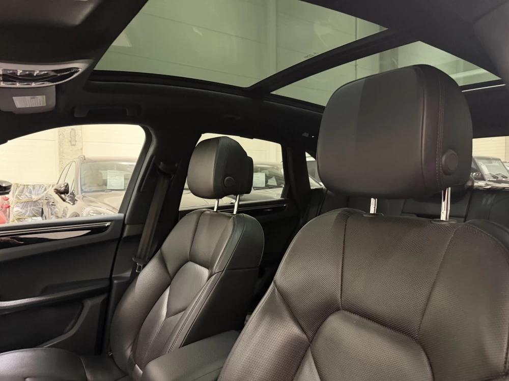 2017 Porsche Macan – nuotrauka 12