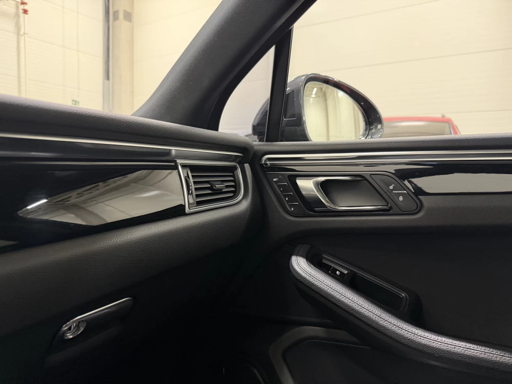 2017 Porsche Macan – nuotrauka 13
