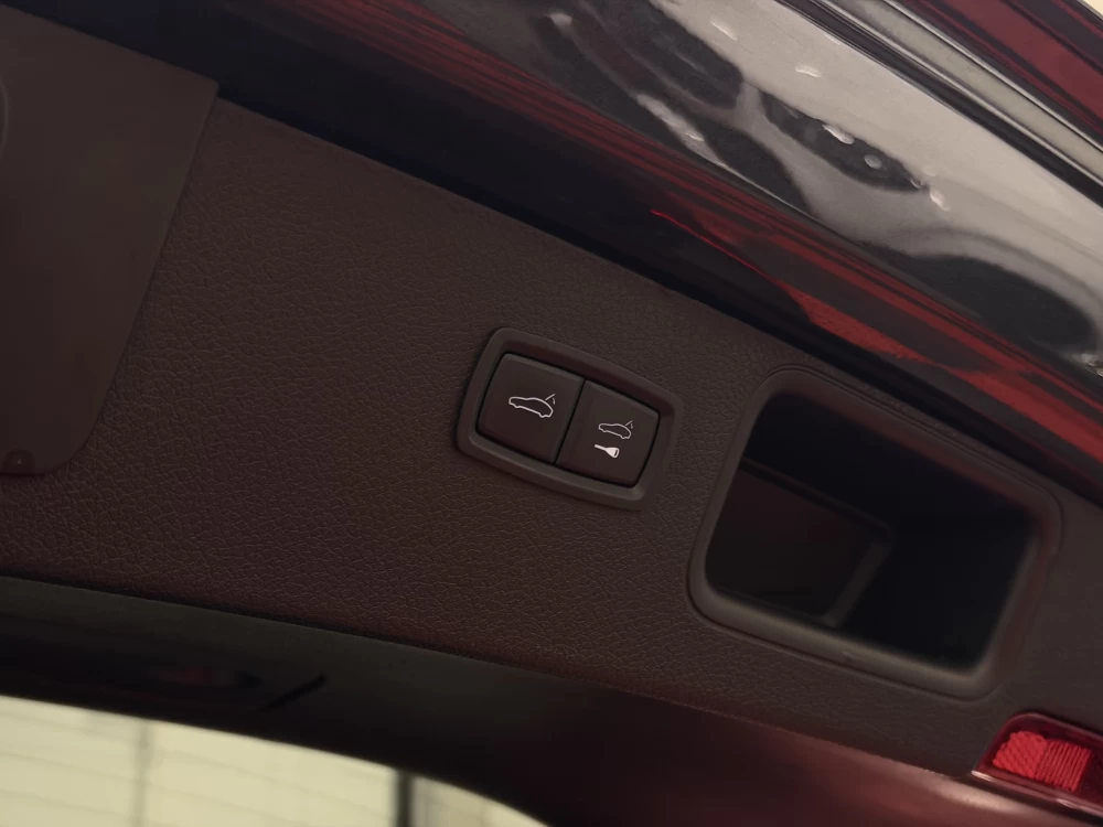2017 Porsche Macan – nuotrauka 28