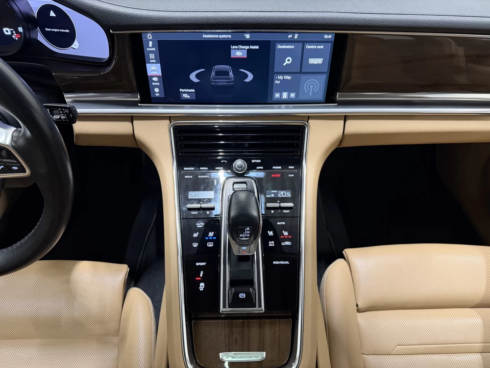 2017 Porsche Panamera – nuotrauka 18