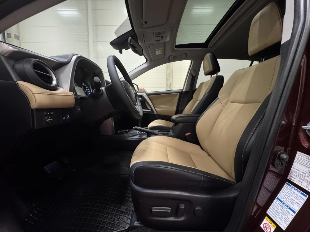 2017 Toyota RAV4 – nuotrauka 12