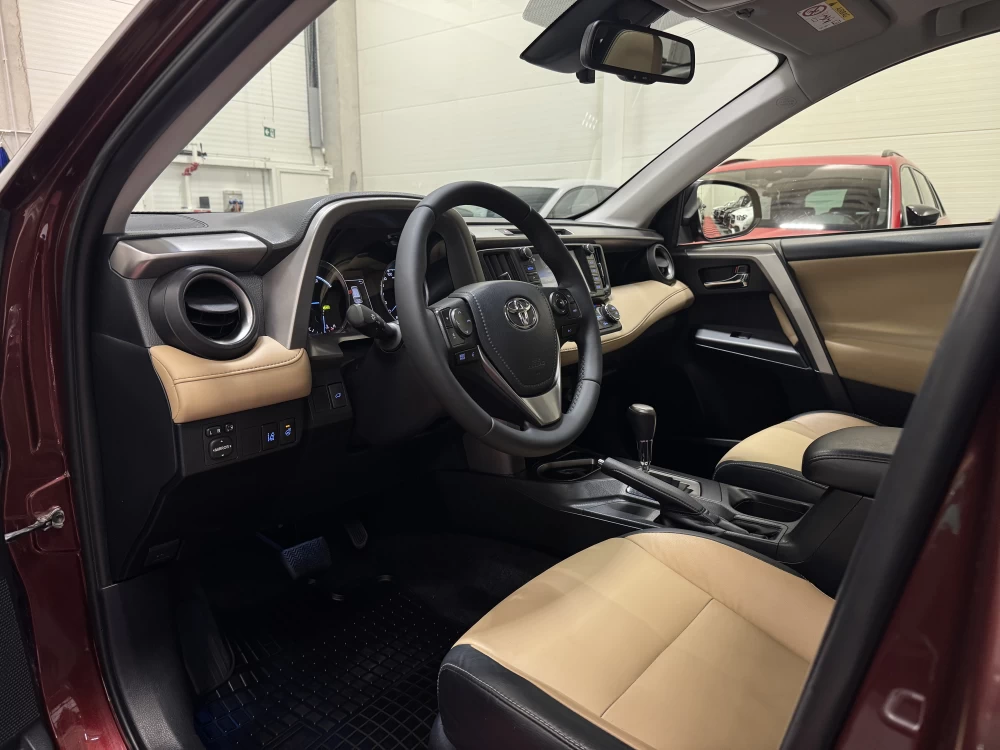 2017 Toyota RAV4 – nuotrauka 15