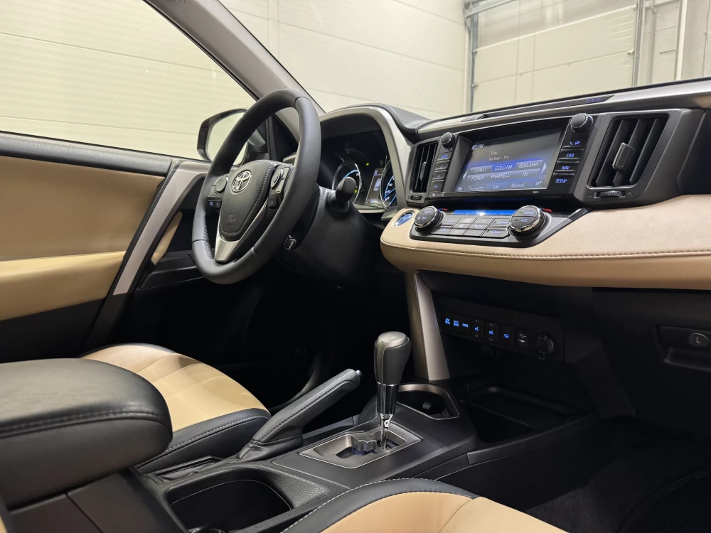 2017 Toyota RAV4 – nuotrauka 18
