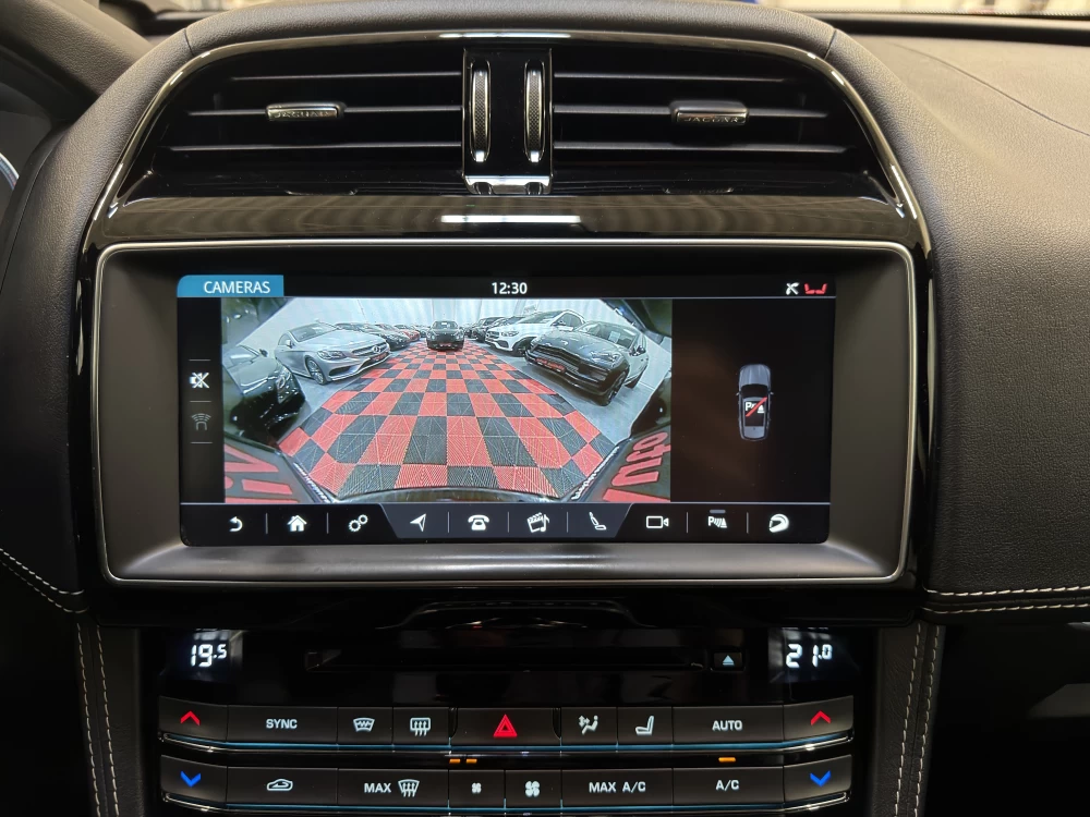 2017 Jaguar F-Pace – nuotrauka 23