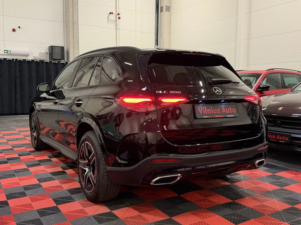 2023 Mercedes-Benz GLC300 – nuotrauka 6