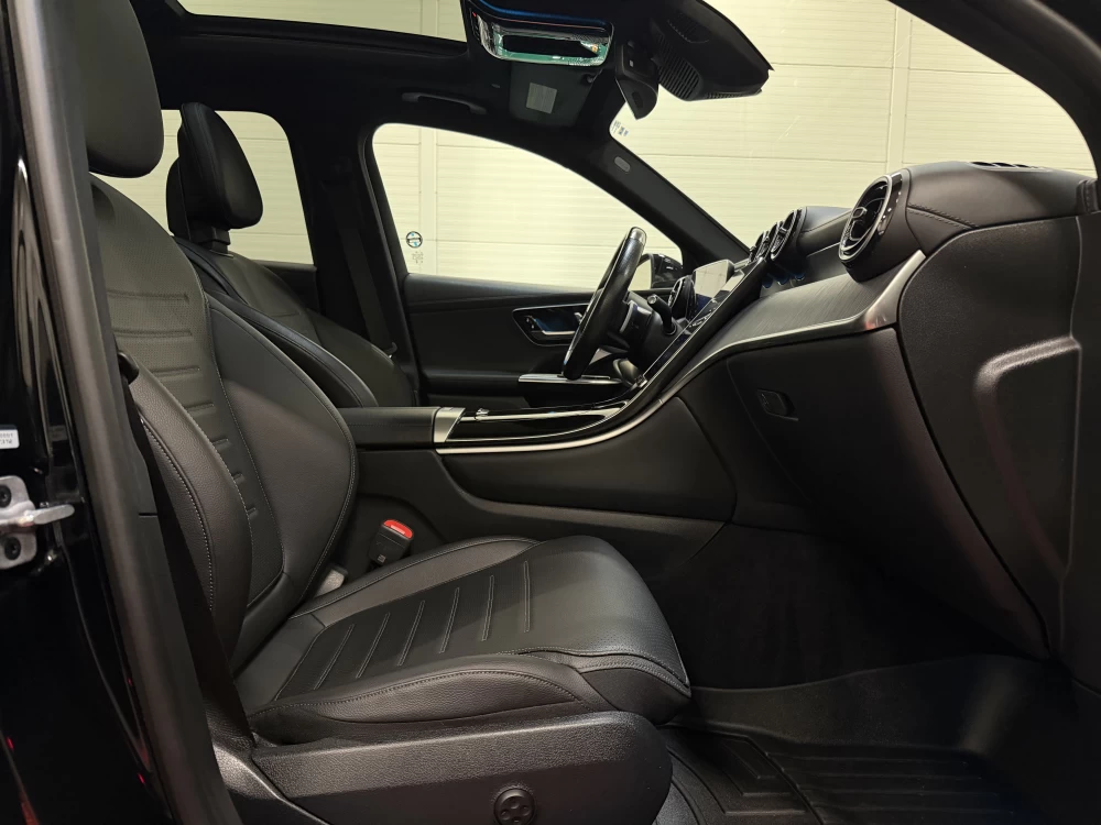 2023 Mercedes-Benz GLC300 – nuotrauka 25