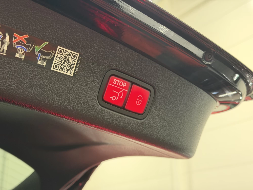 2023 Mercedes-Benz GLC300 – nuotrauka 29