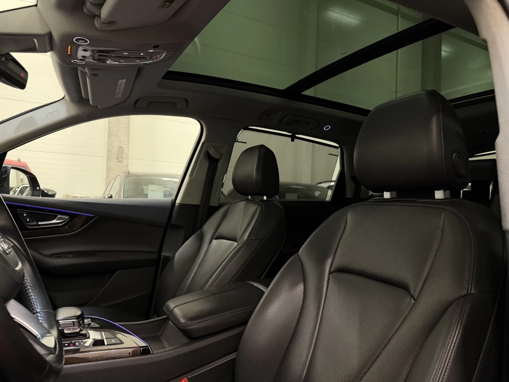 2017 Audi SQ7 – nuotrauka 12