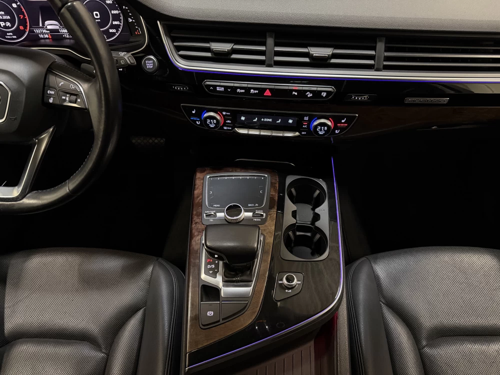 2017 Audi SQ7 – nuotrauka 18
